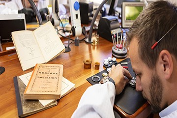 劳力士泉州维修站电话